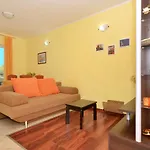 With Parking Space Slatine, Ciovo - 5158 公寓 特罗吉尔