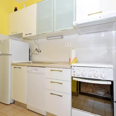 Apartment With A Parking Space Slatine, Ciovo - 5158 Trogir