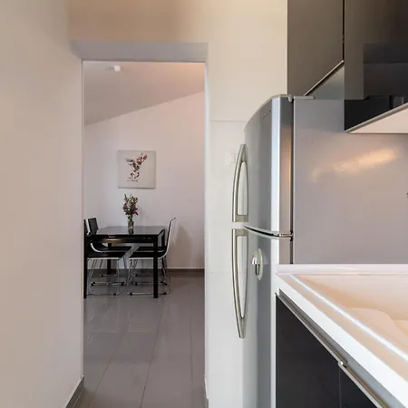Apartman With Parking Space Slatine, Ciovo - 5158